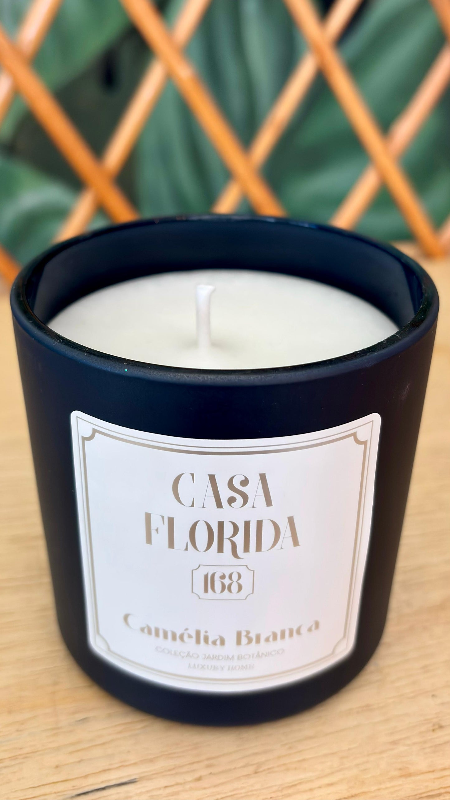 Vela Camélia Branca